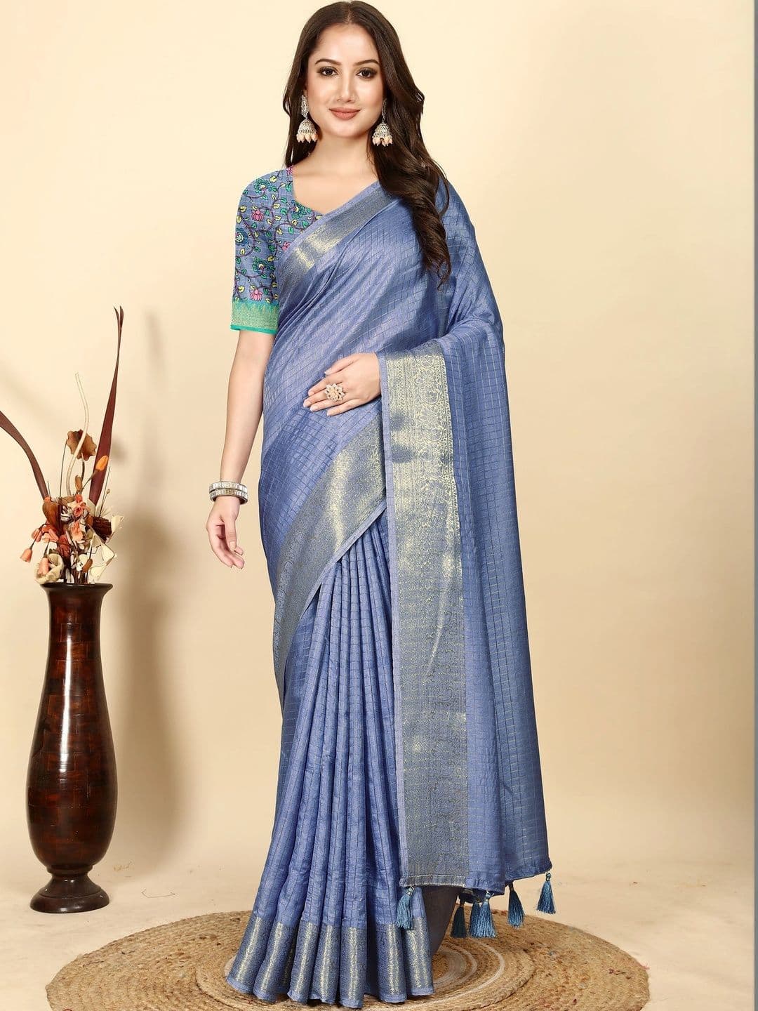 HOUSE OF VARNATANTU Floral Zari Saree - view 1