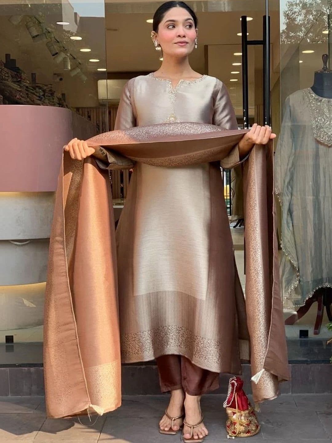 Sangria Women Ethnic Motifs Embroidered Regular Thread Work Pure Silk Kurta with Trousers & With Dupatta - view 1