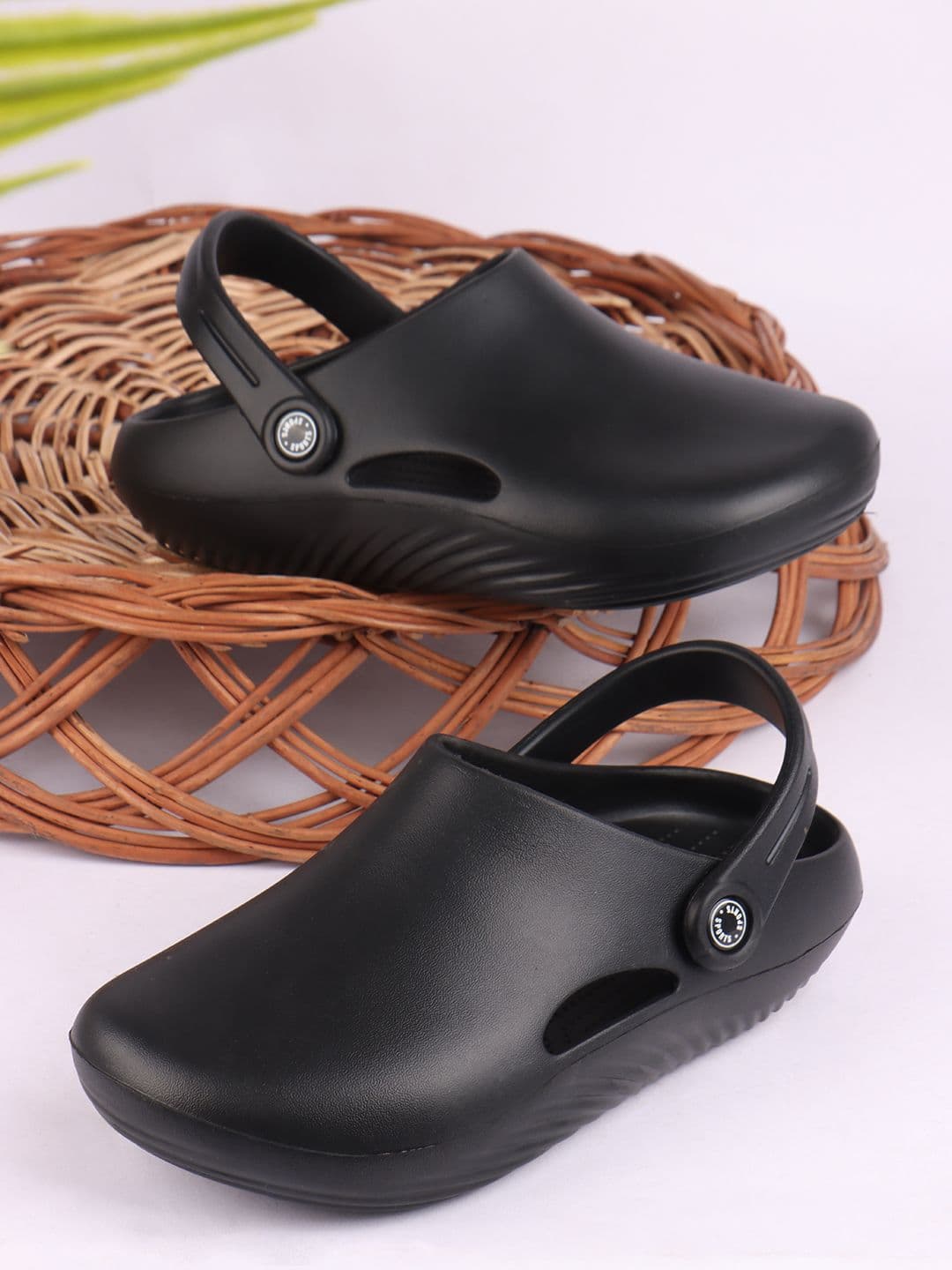 HRX by Hrithik Roshan Men Casual Clogs - view 1