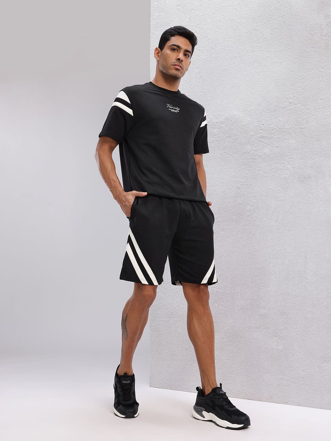 HRX by Hrithik Roshan Men Lifestyle Tracksuits - view 1
