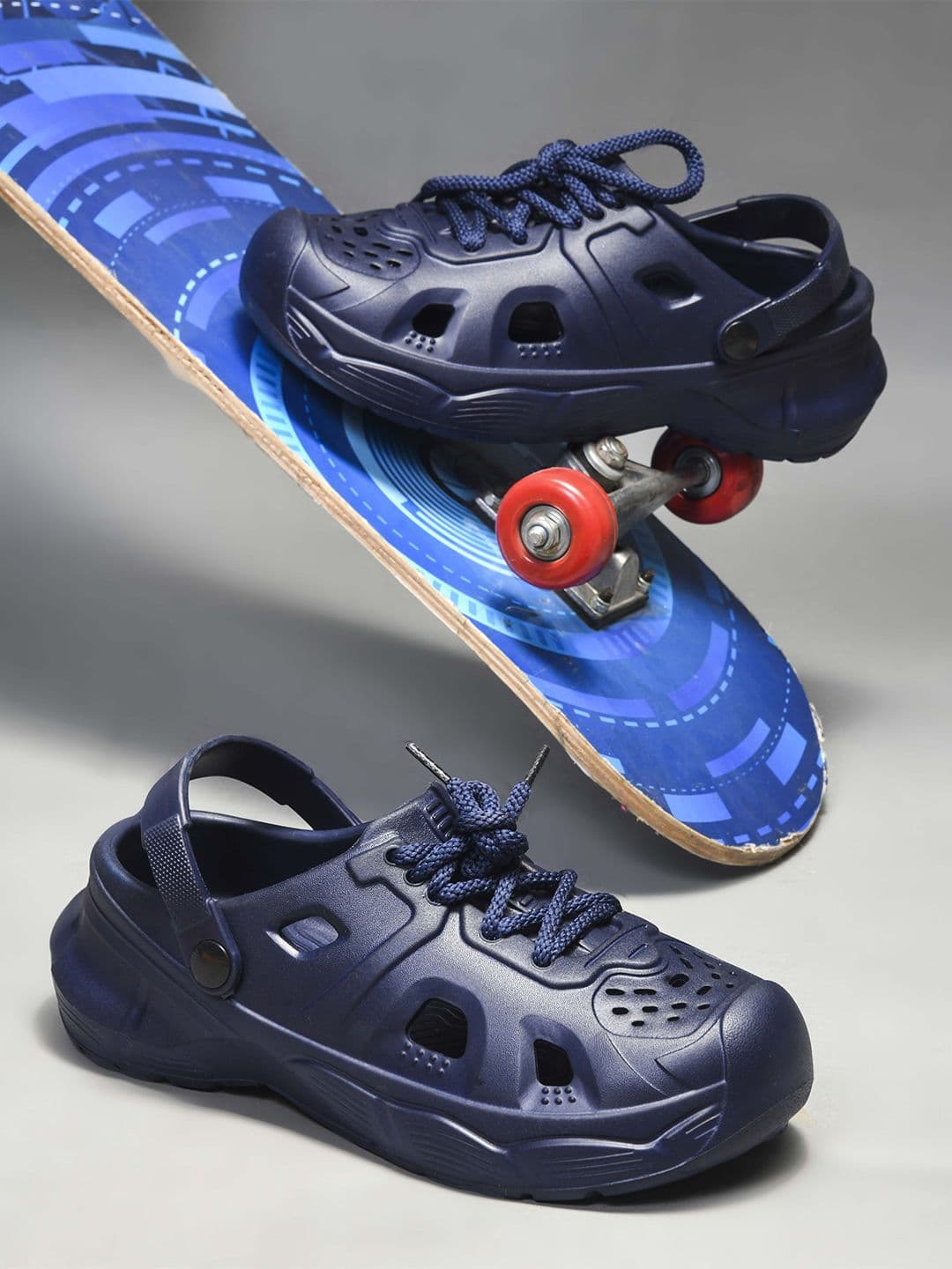 HRX by Hrithik Roshan Men Lace Up Clogs - view 1