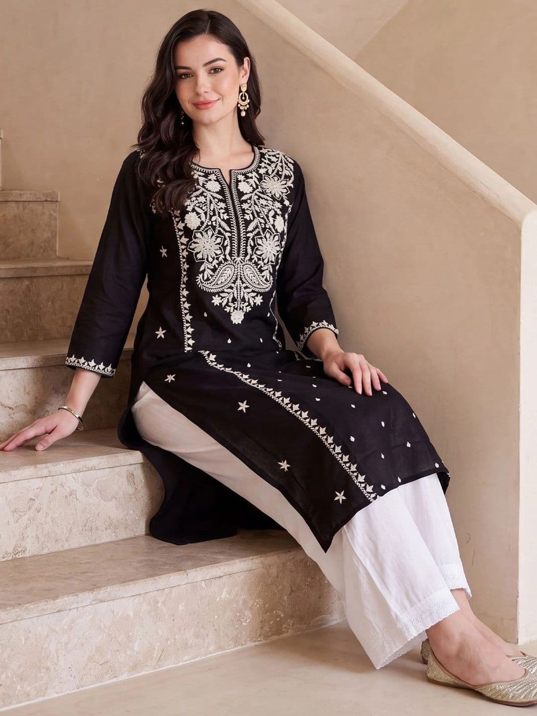 Indo Era Women Ethnic Motifs Embroidered Thread Work Kurta - view 1