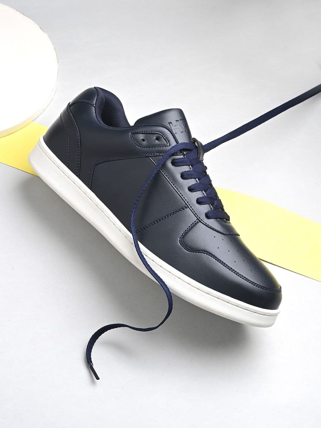 HRX by Hrithik Roshan Unisex Solid Textured Round Toe Sneakers - view 1