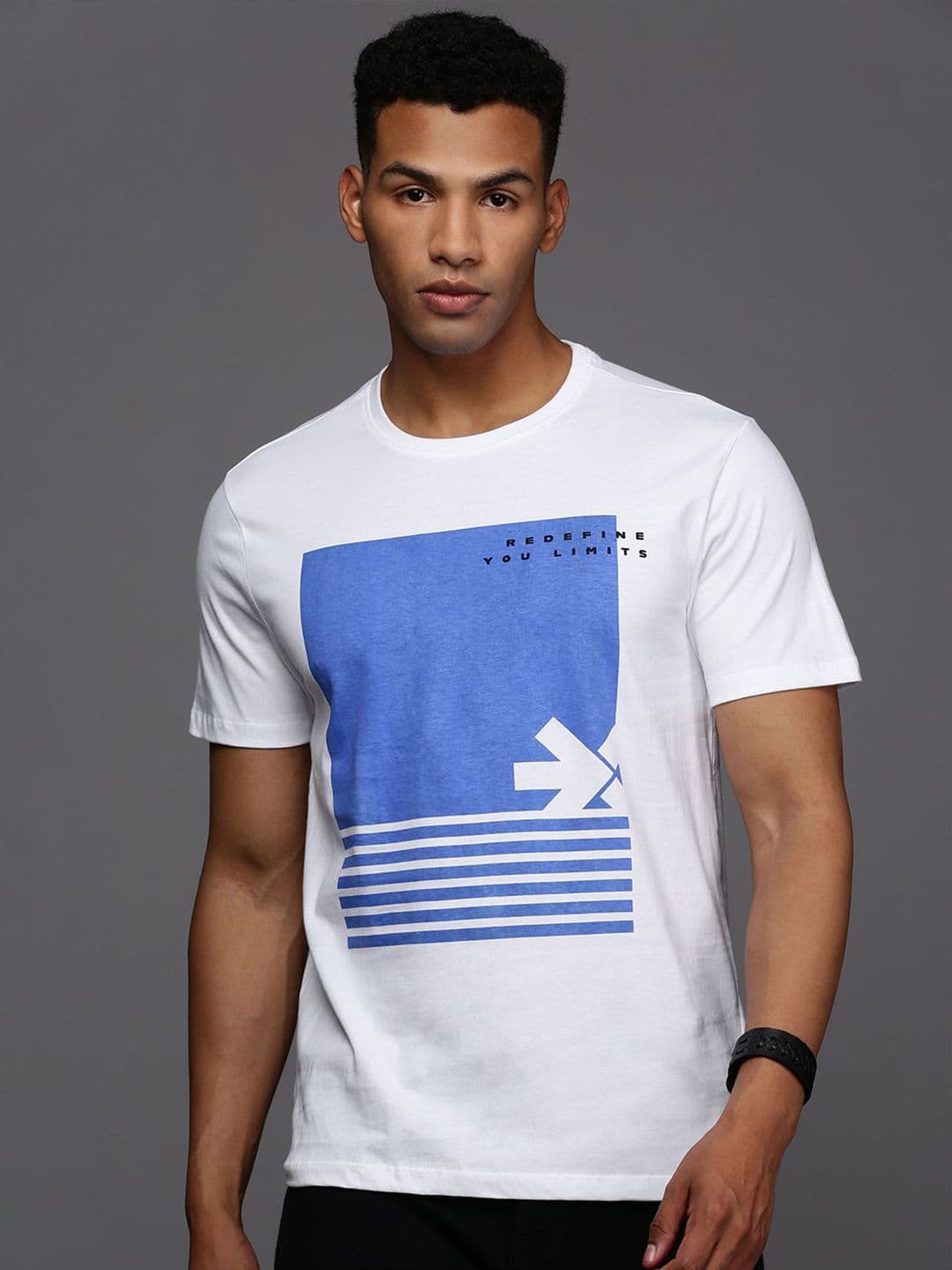 HRX by Hrithik Roshan Men Graphic Printed Round Neck T-shirt - view 1