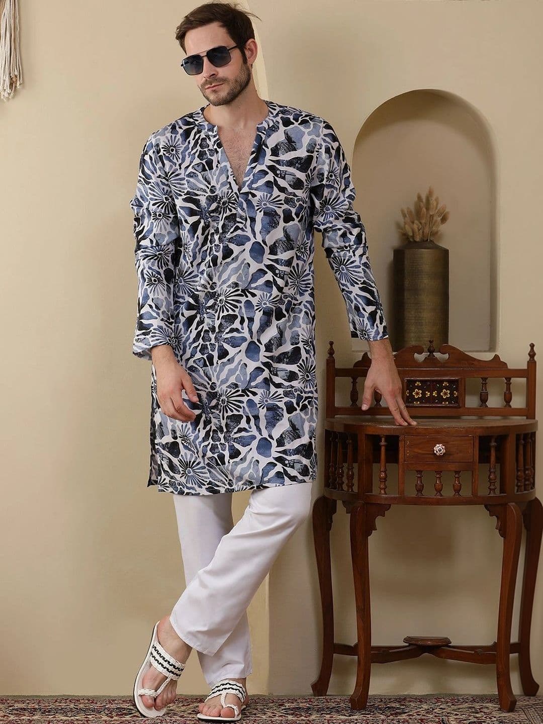 Anouk Men Floral Printed Floral Kurta - view 1