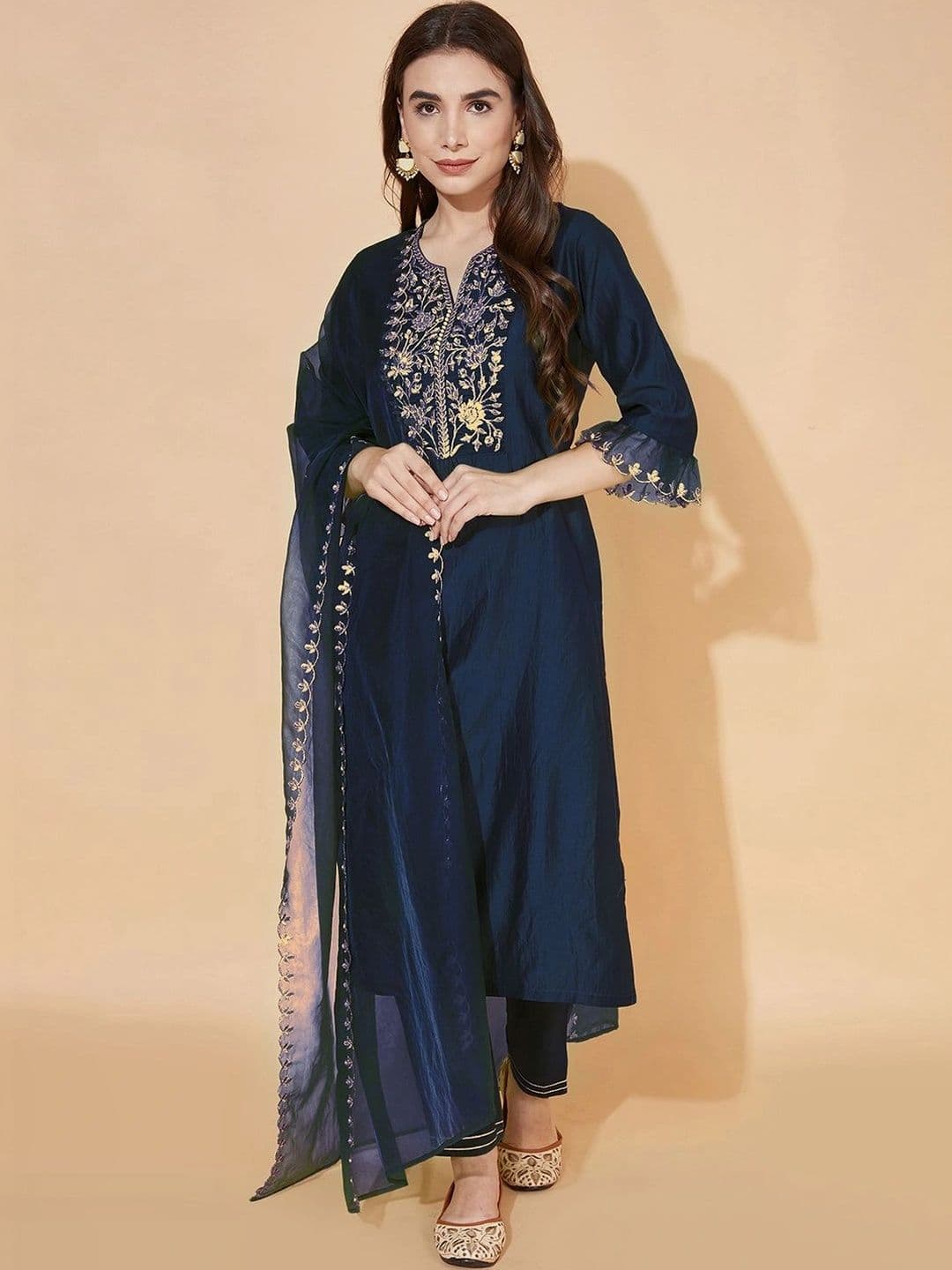 SKYLEE Women Ethnic Motifs Embroidered Regular Thread Work Kurta with Trousers & With Dupatta - view 1