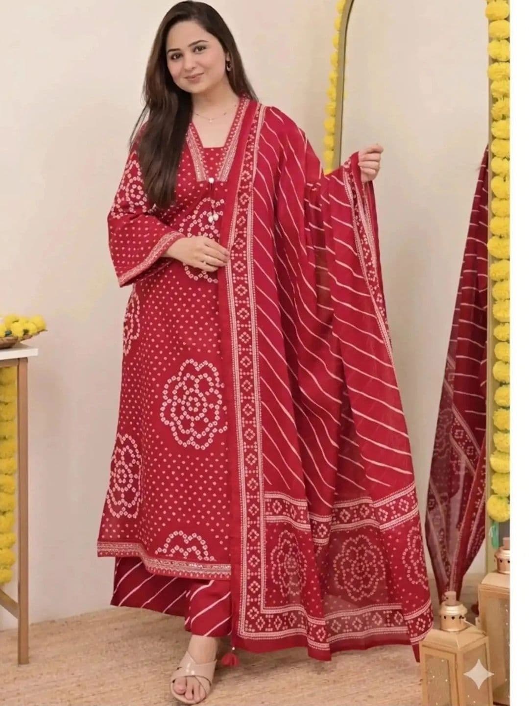 MEWEAR Women Ethnic Motifs Printed Regular Kurta with Palazzos & With Dupatta - view 1