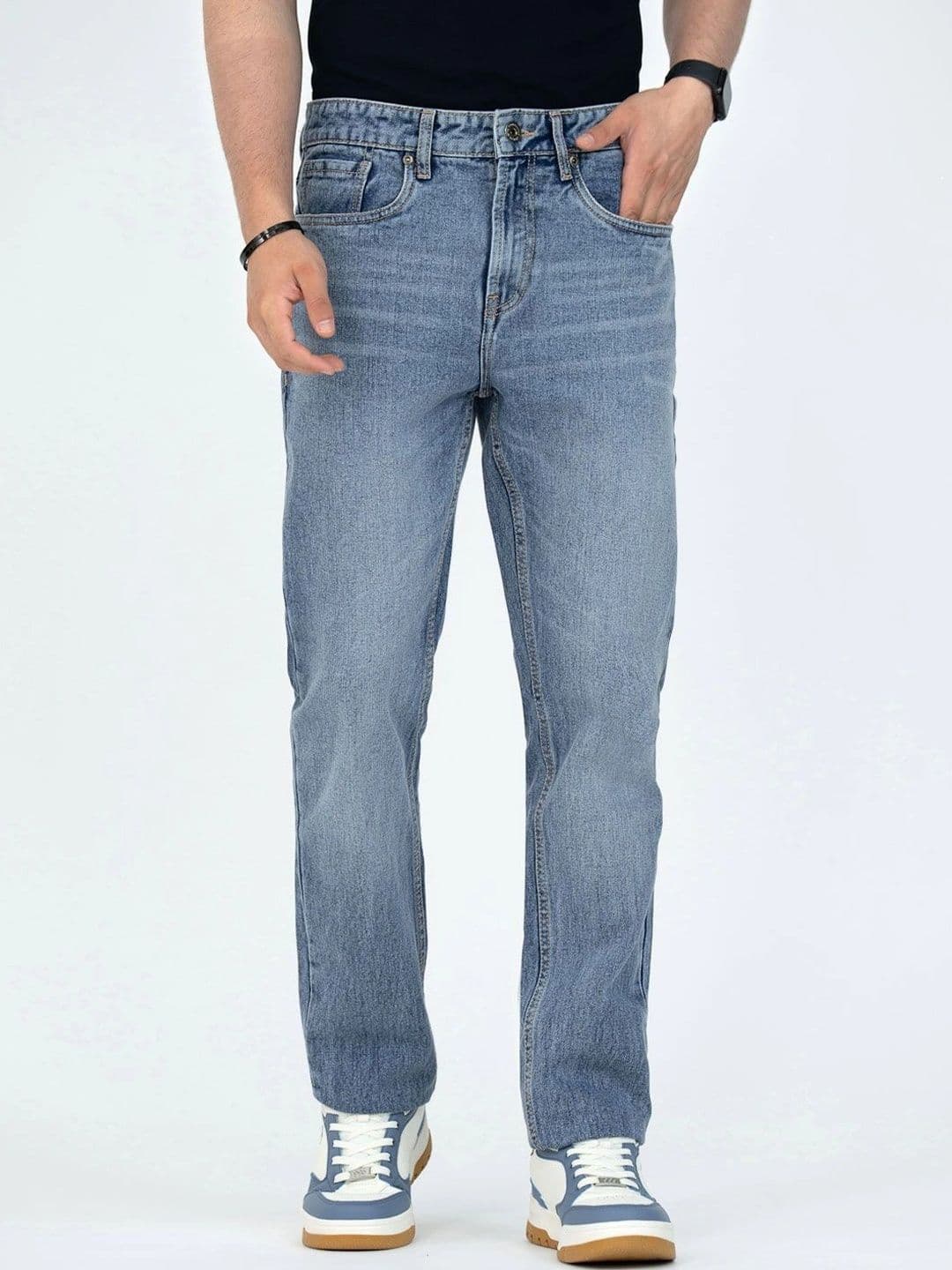 Red Tape Men Straight Fit Mid-Rise Jeans - view 1