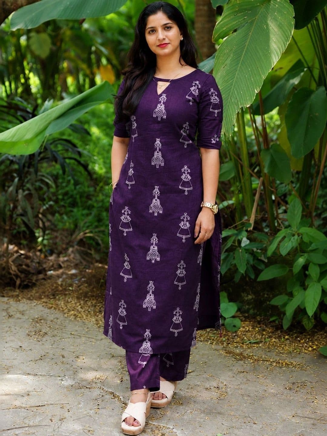 Twika Women Tribal Printed Regular Kurta with Palazzos - view 1