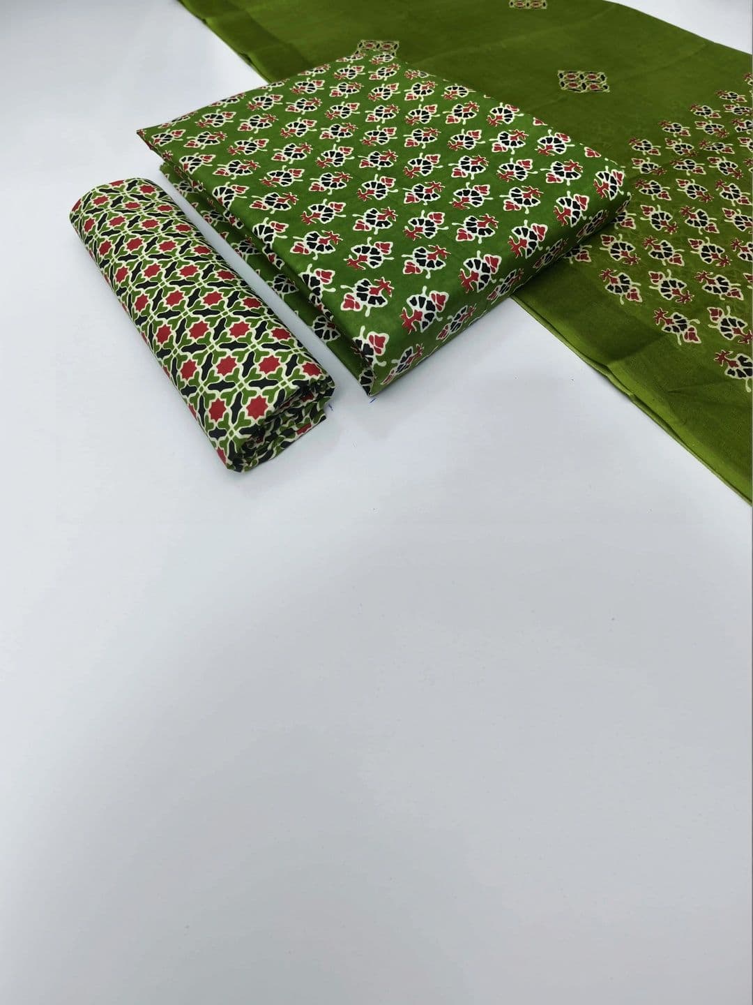 GLORY Printed Pure Cotton Unstitched Dress Material - view 1