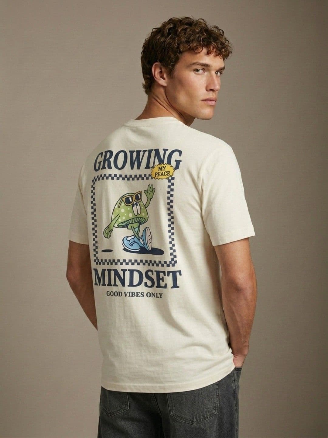 glitchez Graphic Printed T-shirt - view 1