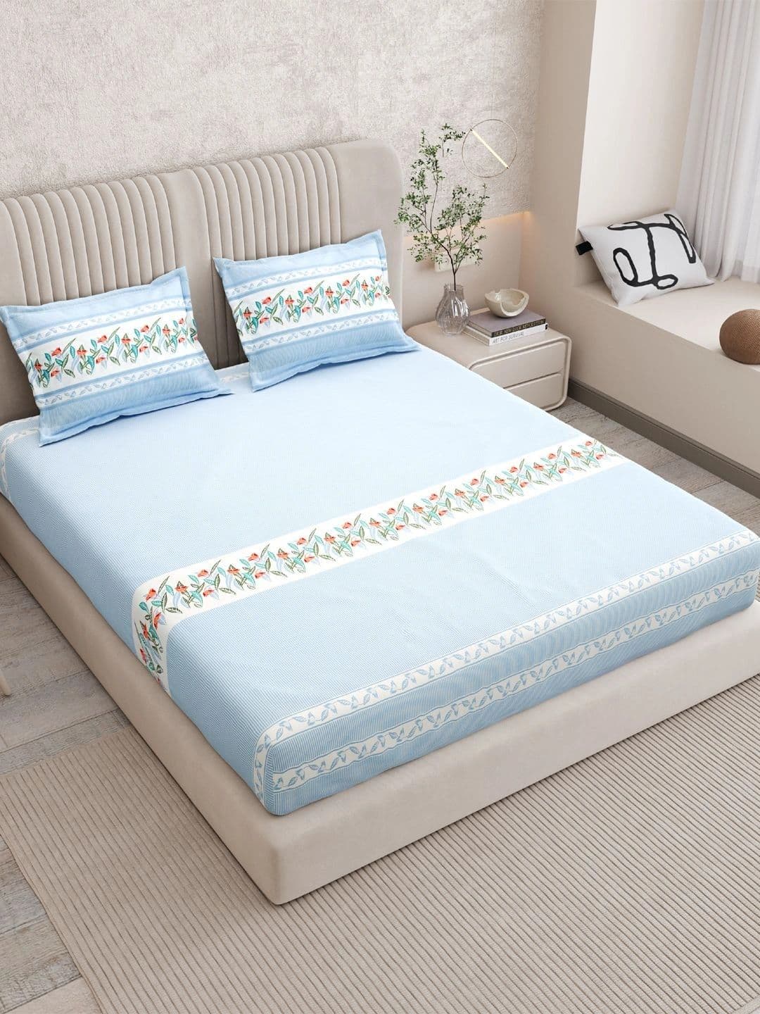 Sangria Blue & White Floral 160 TC Bedsheet with 2 Pillow Covers - view 1