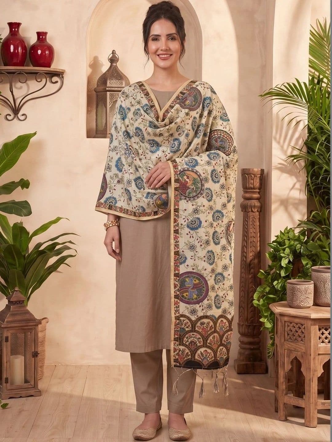 LUMIN KNOT Printed Kalamkari Dupatta - view 1