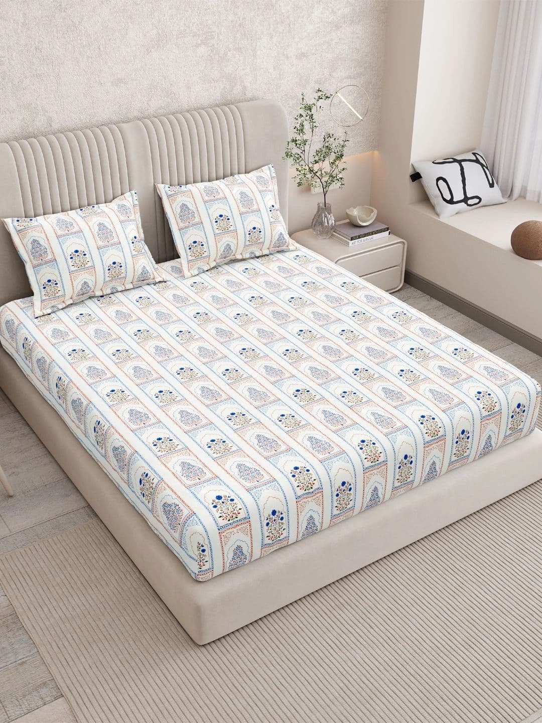 Sangria White & Blue Floral 160 TC Bedsheet with 2 Pillow Covers - view 1