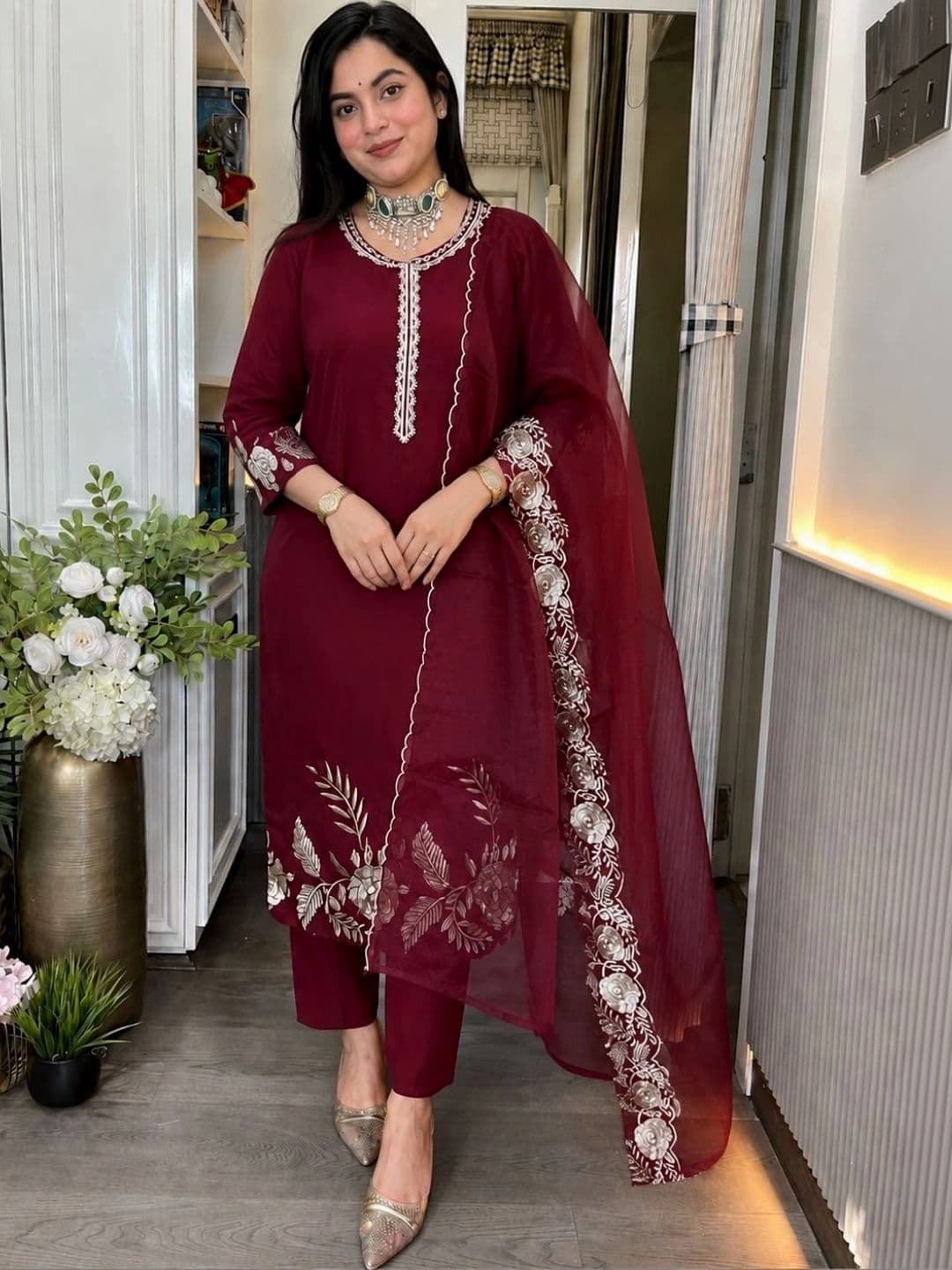 NAZARIA Women Floral Embroidered Kurta Set With Dupatta - view 1