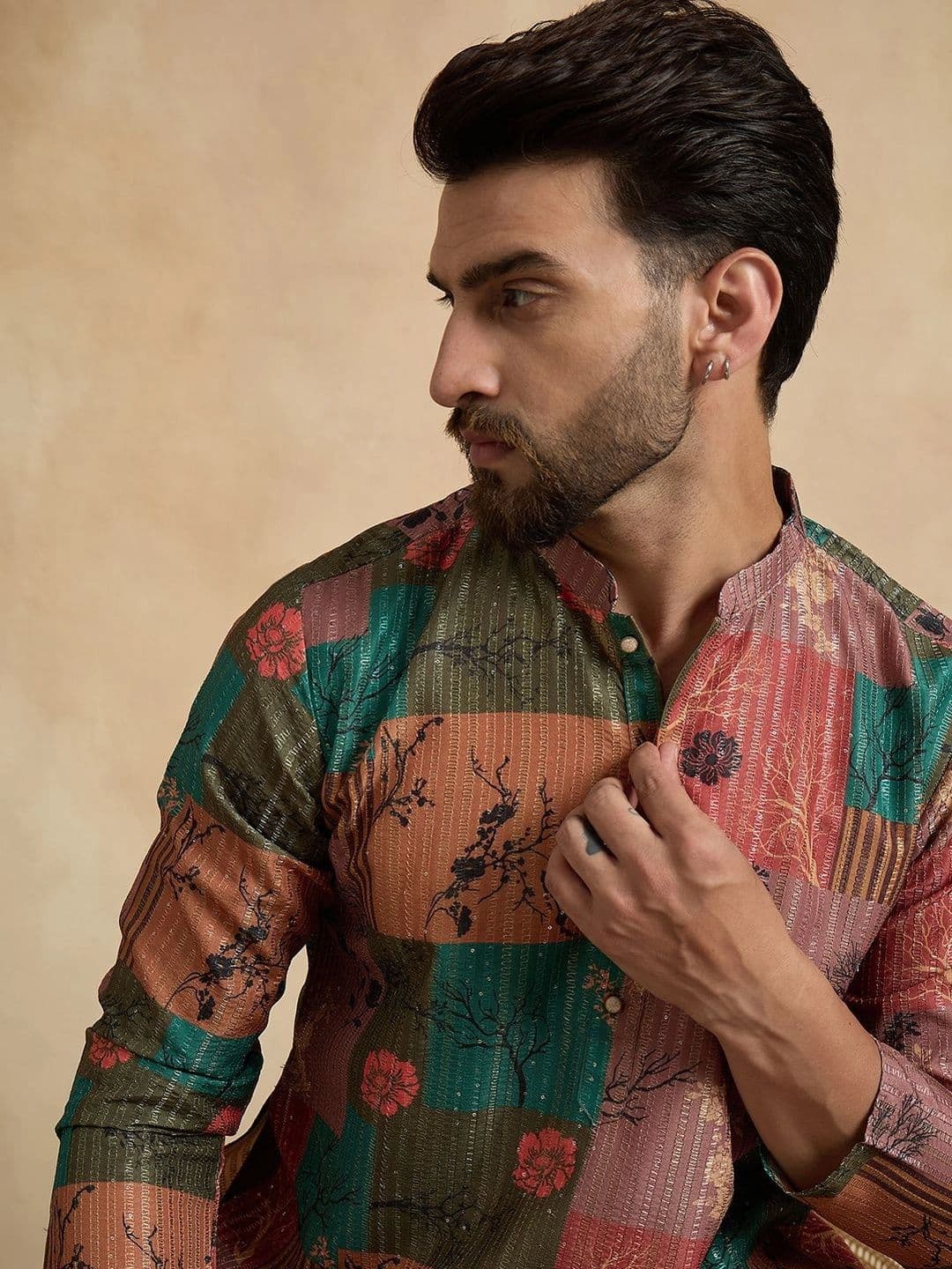 House of Pataudi Floral Printed Mandarin Collar Knee Length Straight Kurta - view 1