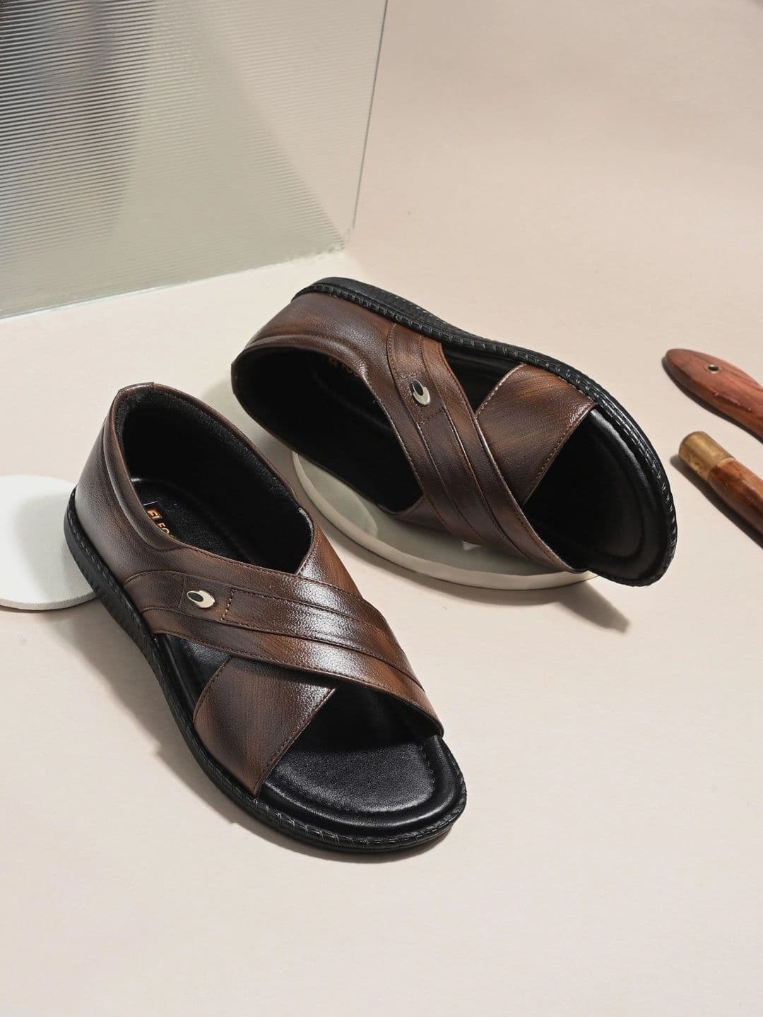 FOOTLOOSE Men Shoe-Style Sandals - view 1