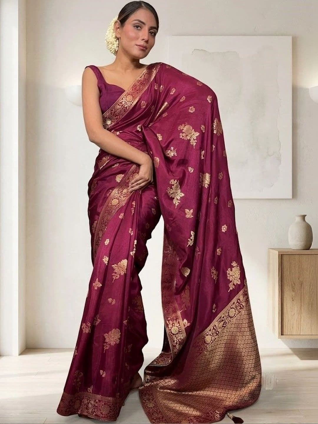 Aaishvyapparels Women Woven Design Zari Art Silk Banarasi Saree - view 1
