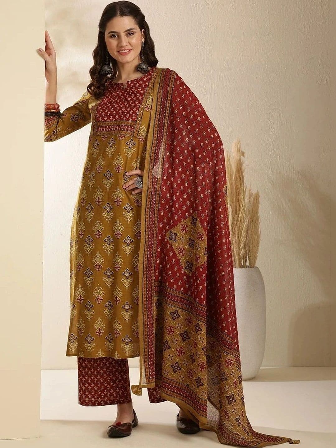 shoecom Women Ethnic Motifs Printed Regular Pure Cotton Kurta with Trousers & With Dupatta - view 1