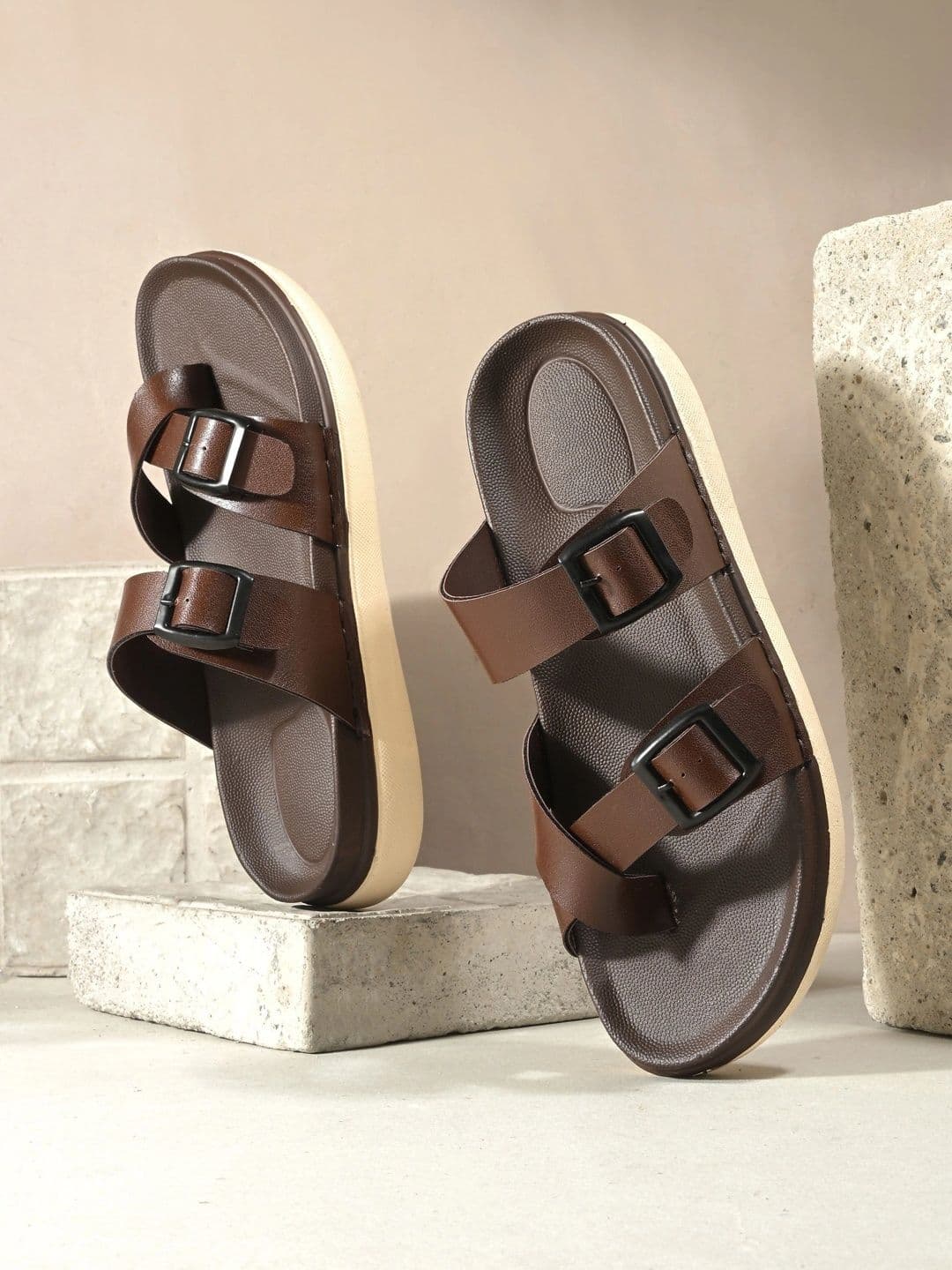 FOOTLOOSE Men Comfort Sandals - view 1