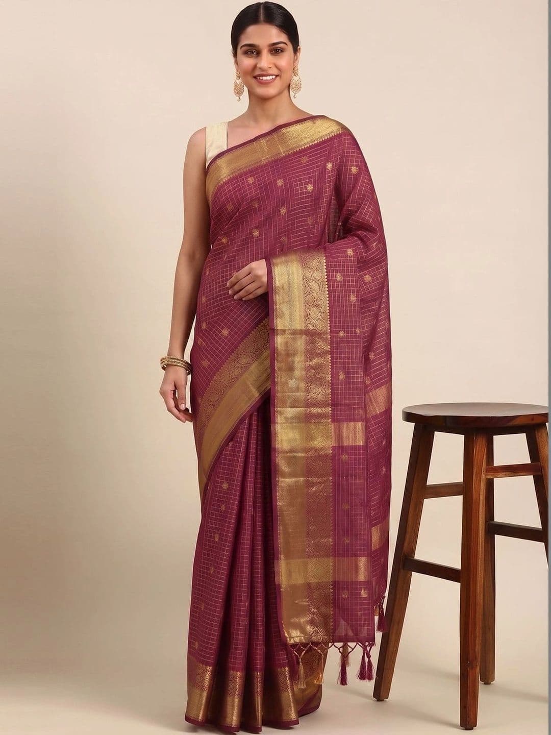 yourwish Checked Woven Design Zari Silk Blend Banarasi Saree With Blouse Piece - view 1