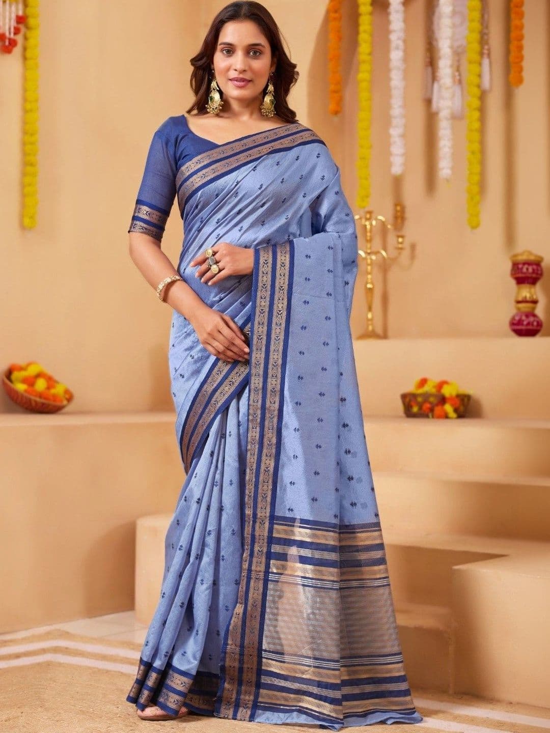 Sangria Woven Design Zari Silk Blend Half and Half Gadwal Saree - view 1
