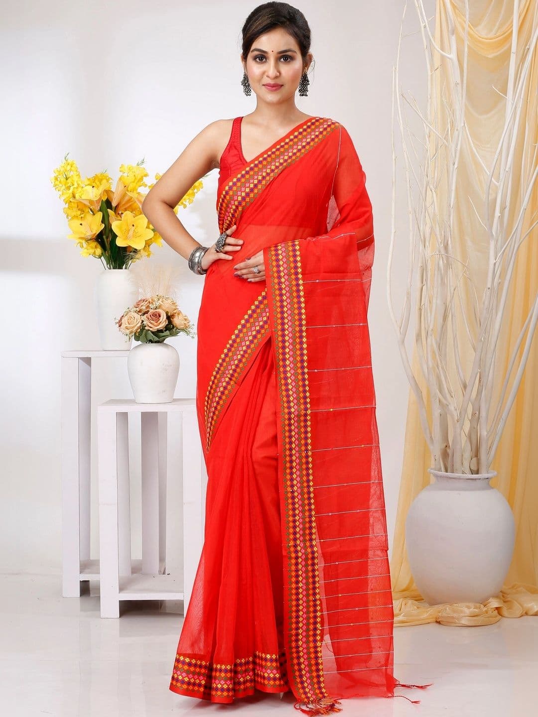 PuJoy Woven Design Sequinned Taant Saree - view 1