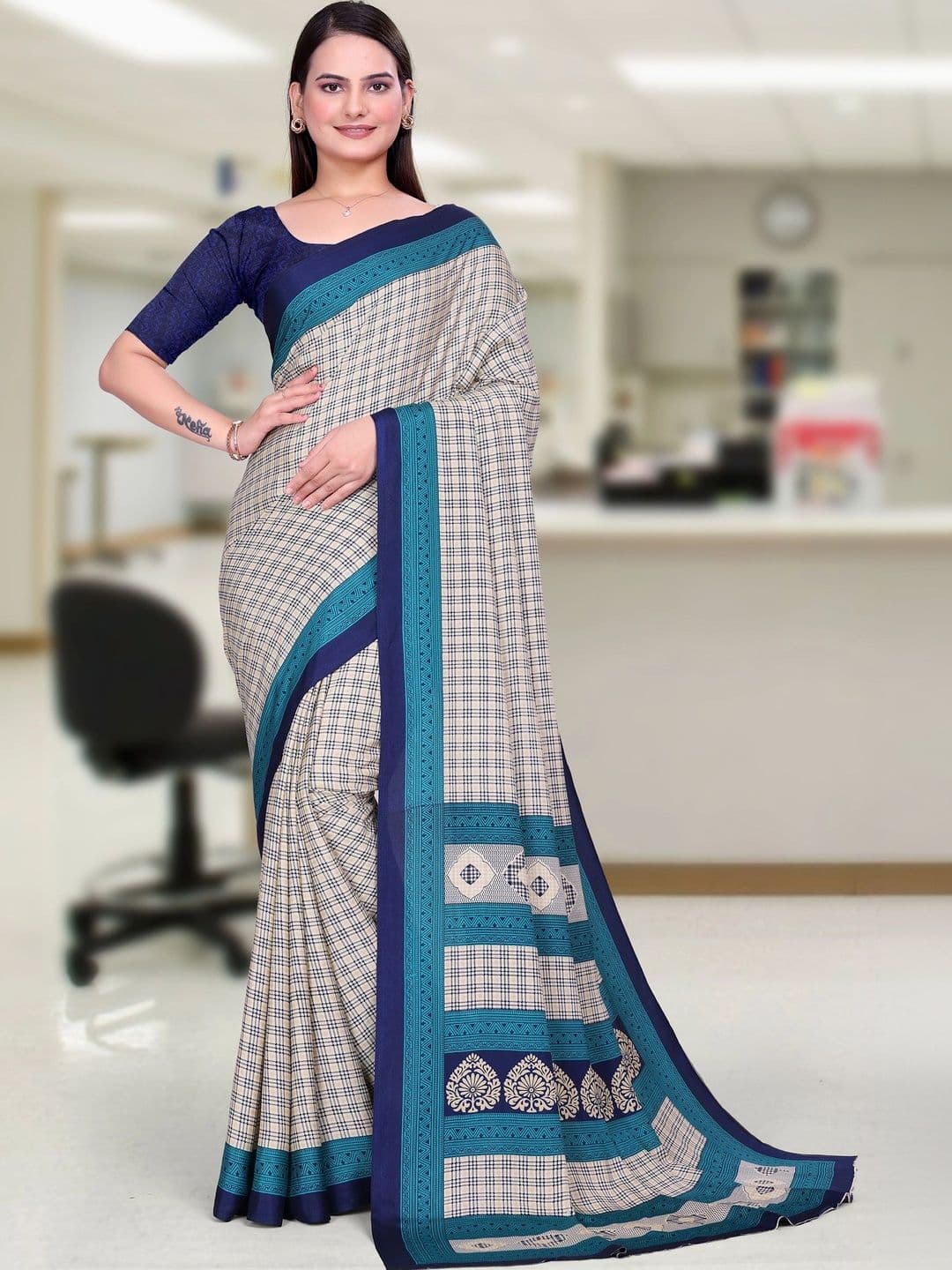 Panzora Checked Poly Crepe Designer Saree - view 1