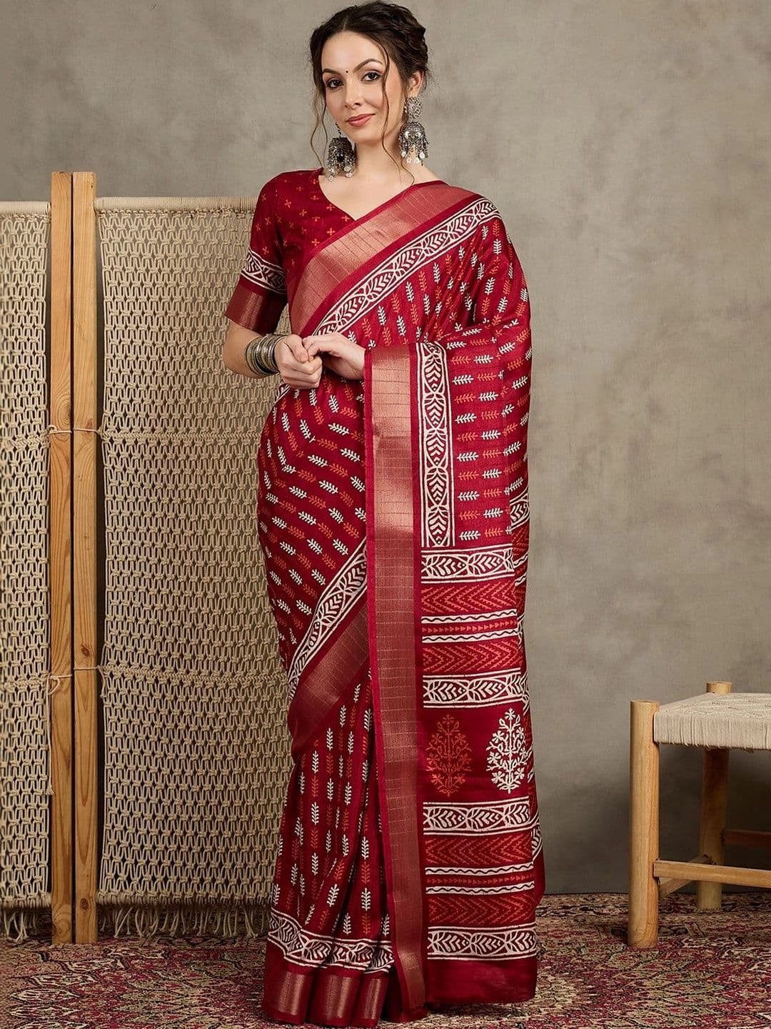 Mitera Ethnic Motifs Zari Silk Blend Designer Sungudi Saree - view 1