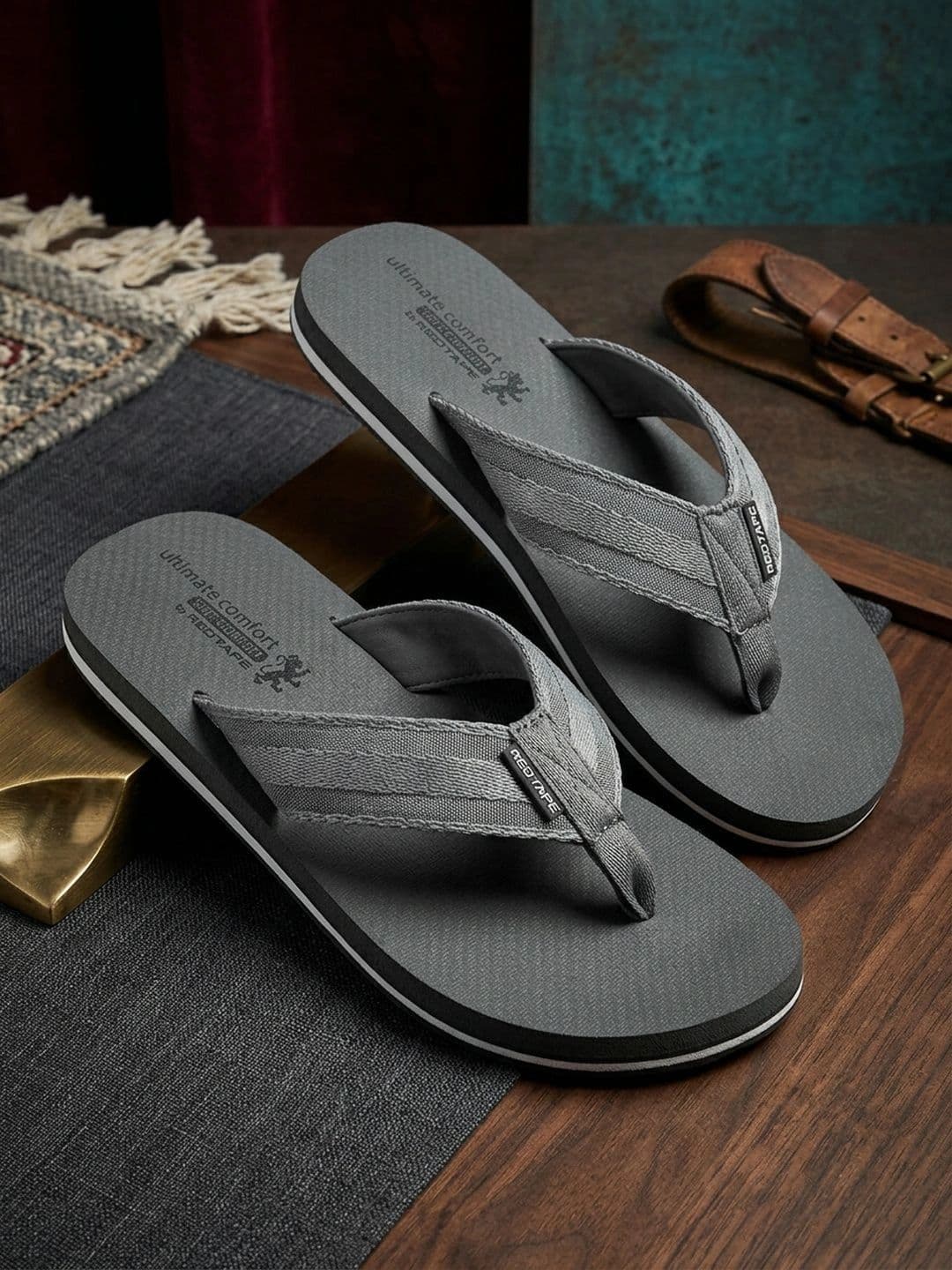 Red Tape Men Thong Flip-Flops - view 1