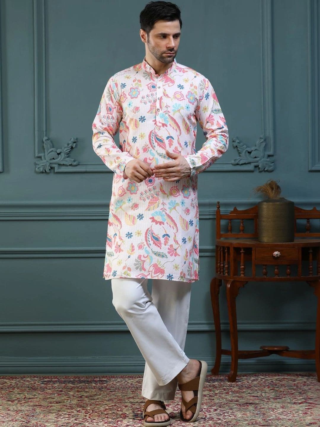 ALMORA Men Ethnic Motifs Printed Mandarin Collar Indie Florals Kurta - view 1