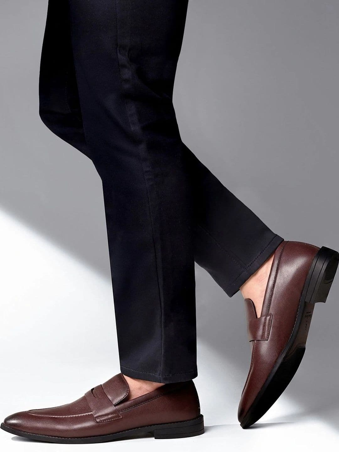 LOUIS STITCH Men Brown Textured Handcrafted Leather Formal Slip Ons - view 1