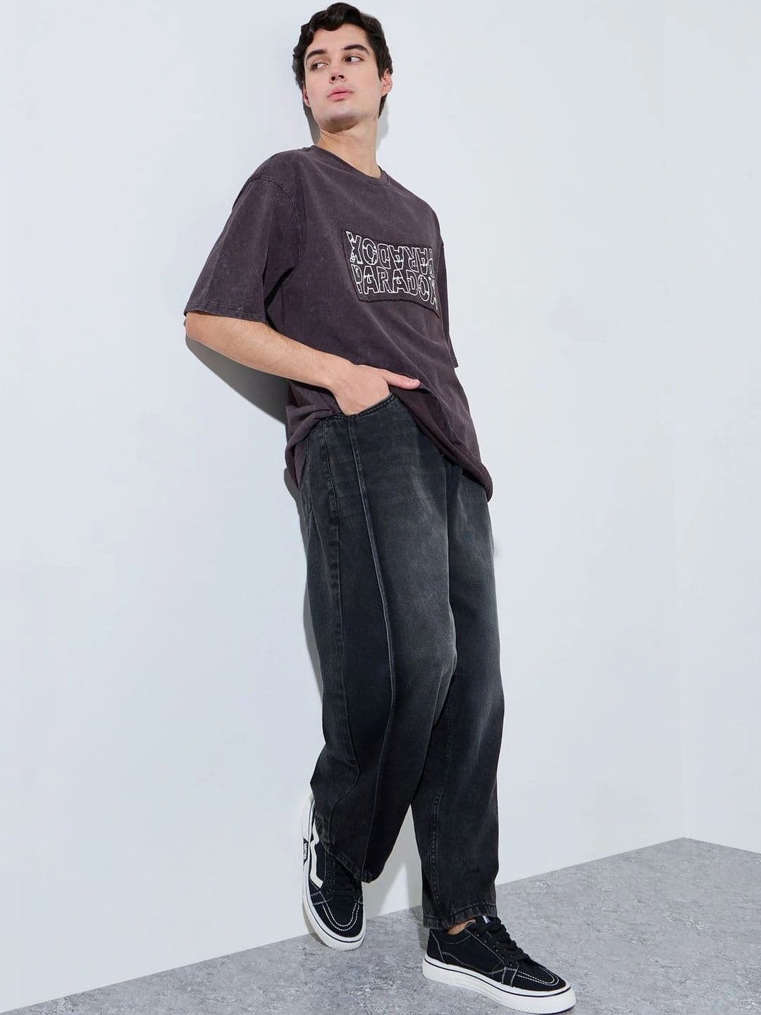 Styli Men Mid-Rise Light Fade Jeans - view 1