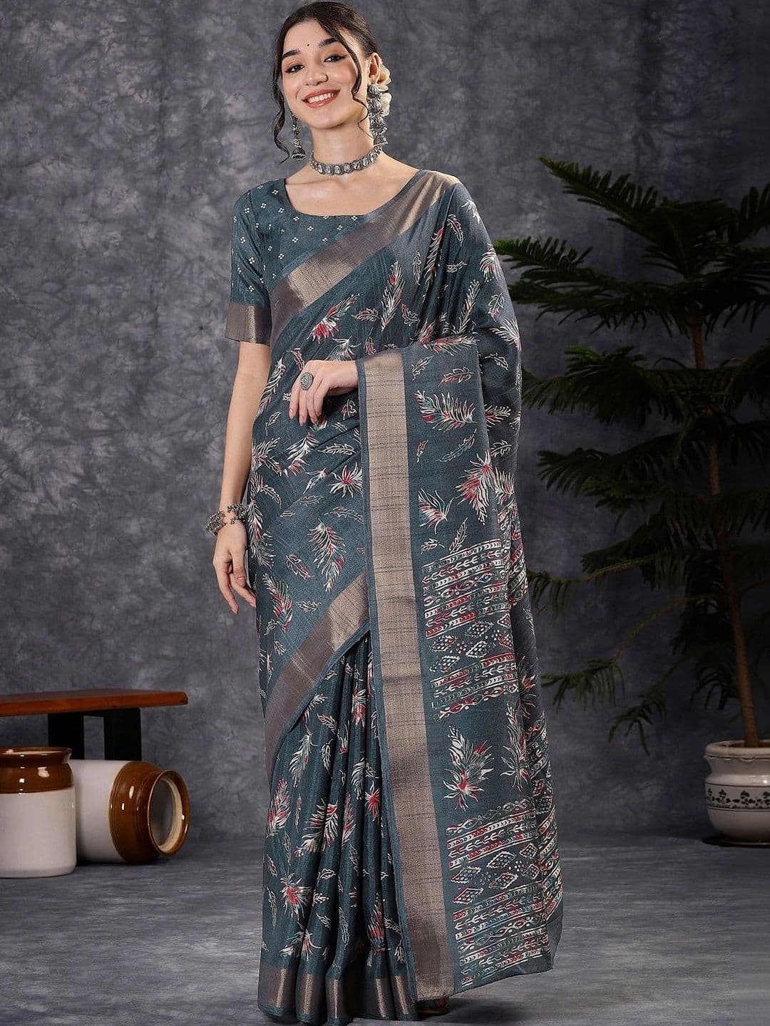 Mitera Ethnic Motifs Zari Silk Blend Designer Block Print Saree - view 1