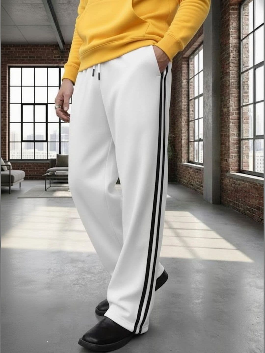 Daphne Maurier Men Regular Fit Training Track Pants - view 1