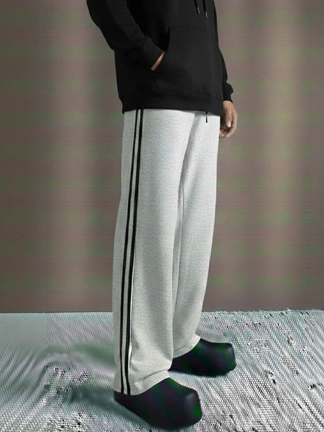 Daphne Maurier Men Striped Regular Fit Training Track Pants - view 1
