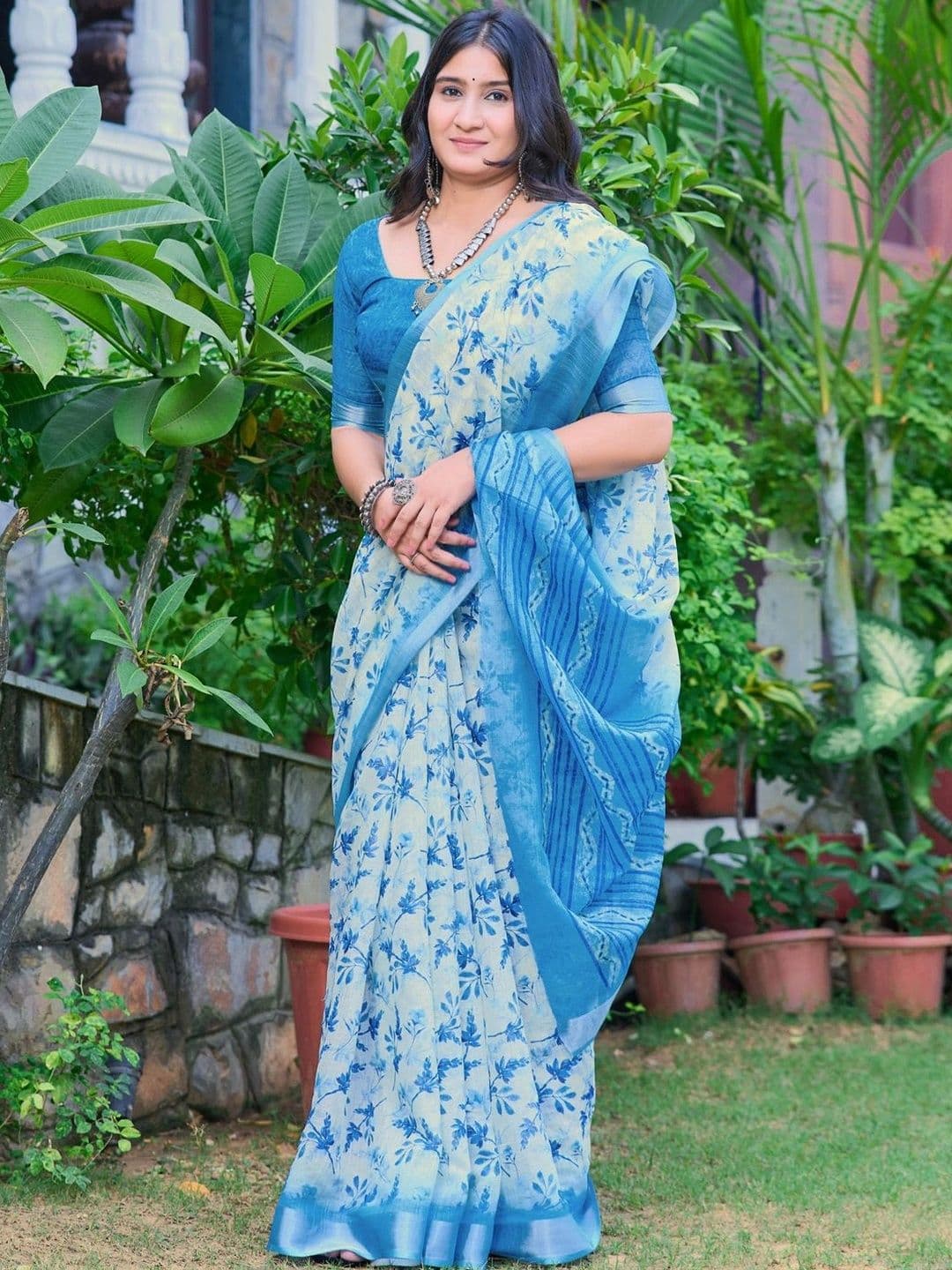 Mitera Floral Zari Linen Blend Designer Sungudi Saree - view 1