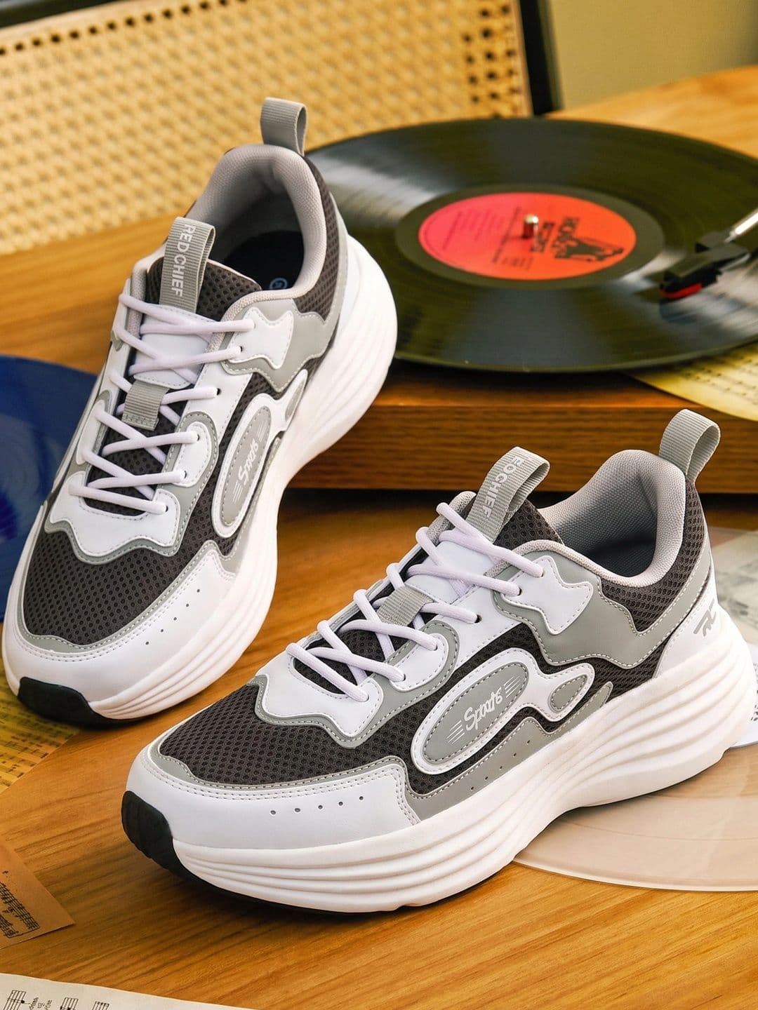 Red Chief Men Mesh Training or Gym Non-Marking Shoes - view 1