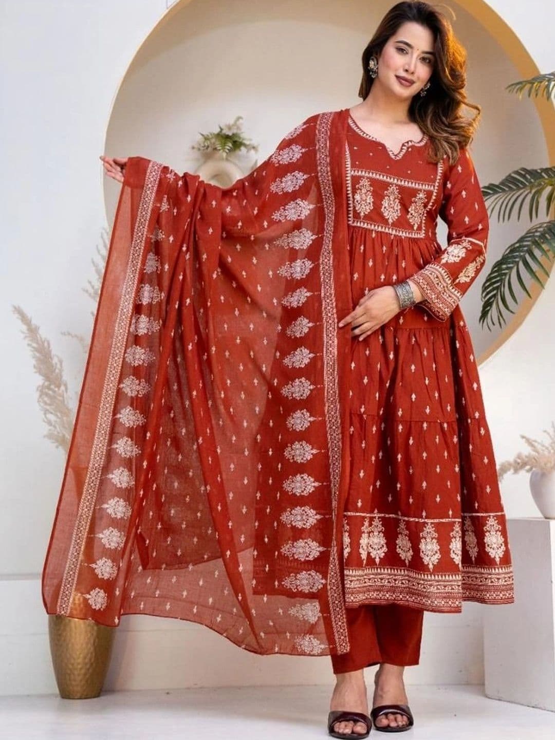 Moda Rapido Women Printed Regular Kurti with Trousers & With Dupatta - view 1