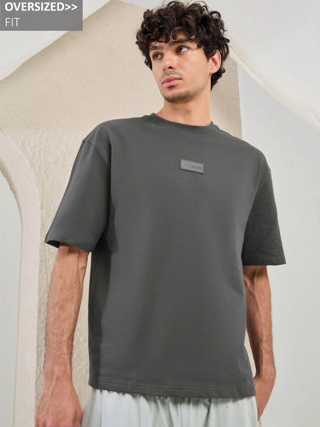 Styli Men Charcoal Solid Crew Neck Short Sleeves Oversized Cotton T-Shirt - view 1