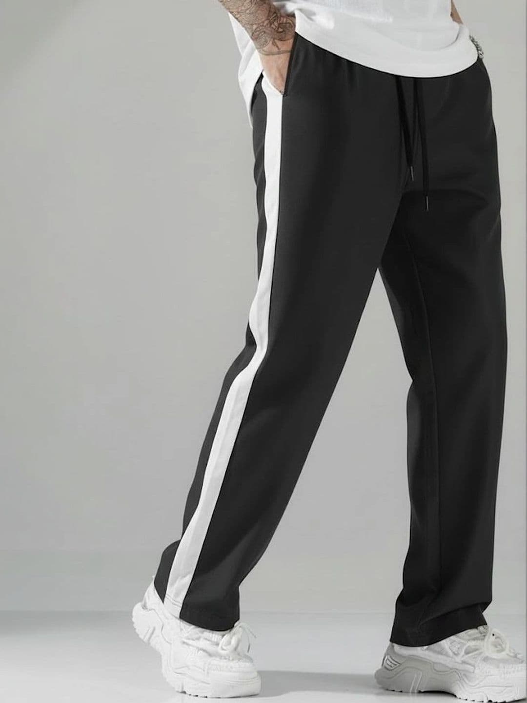 Daphne Maurier Men Striped Regular Fit Training Track Pants - view 1
