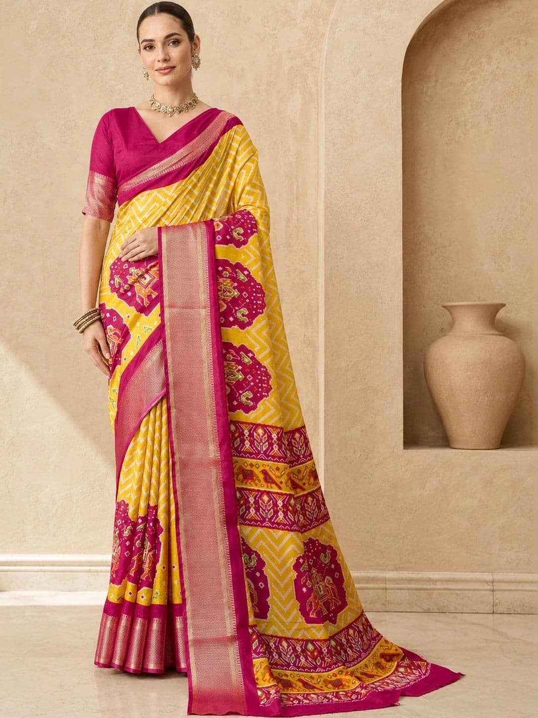 ELINA FASHION & HOME Ethnic Motifs Zari Silk Blend Fusion Patola Saree - view 1