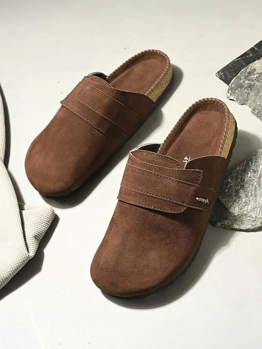 Vellinto Men Clogs Sandals - view 1