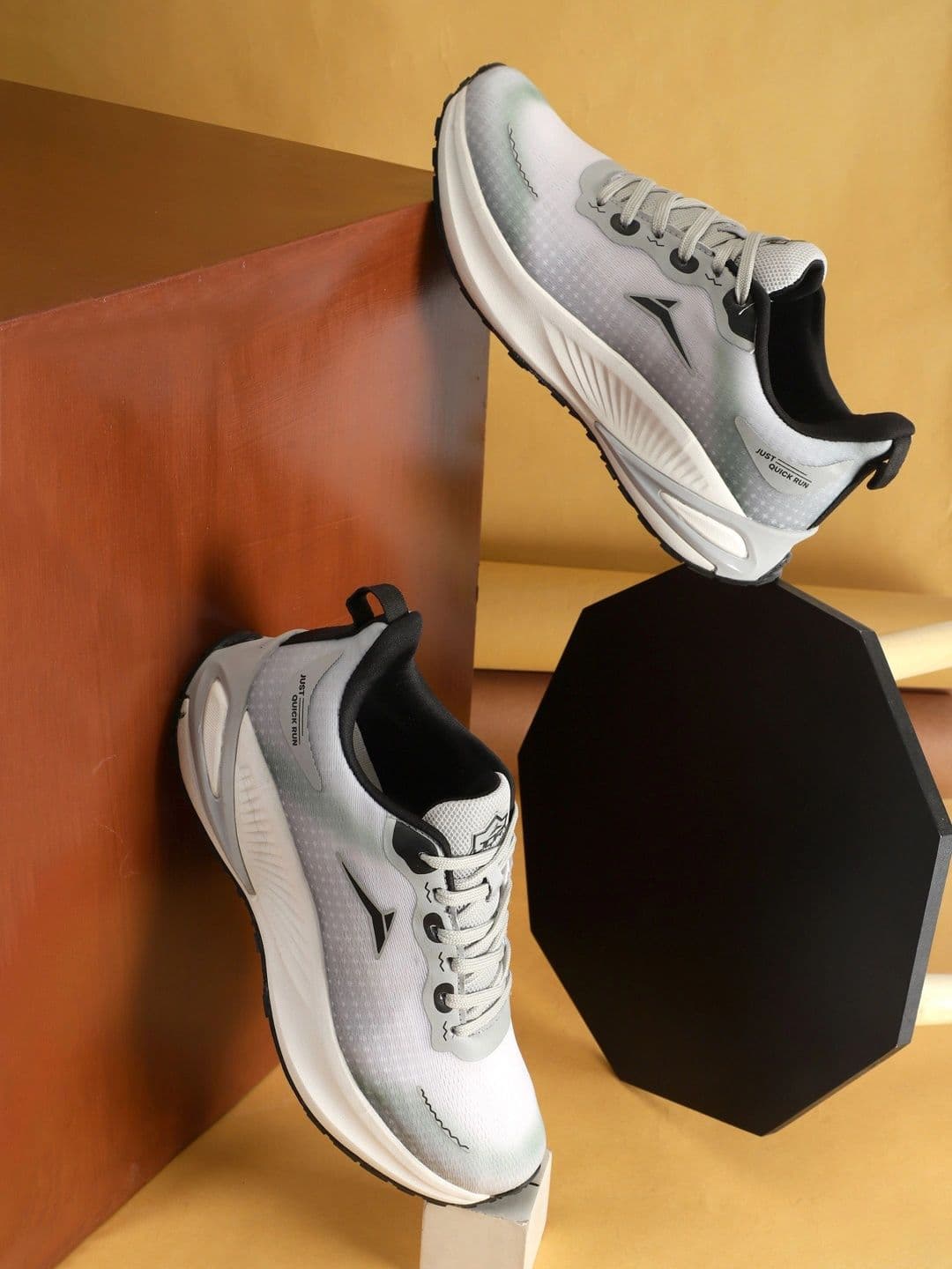 JQR Men Mesh Running Shoes - view 1