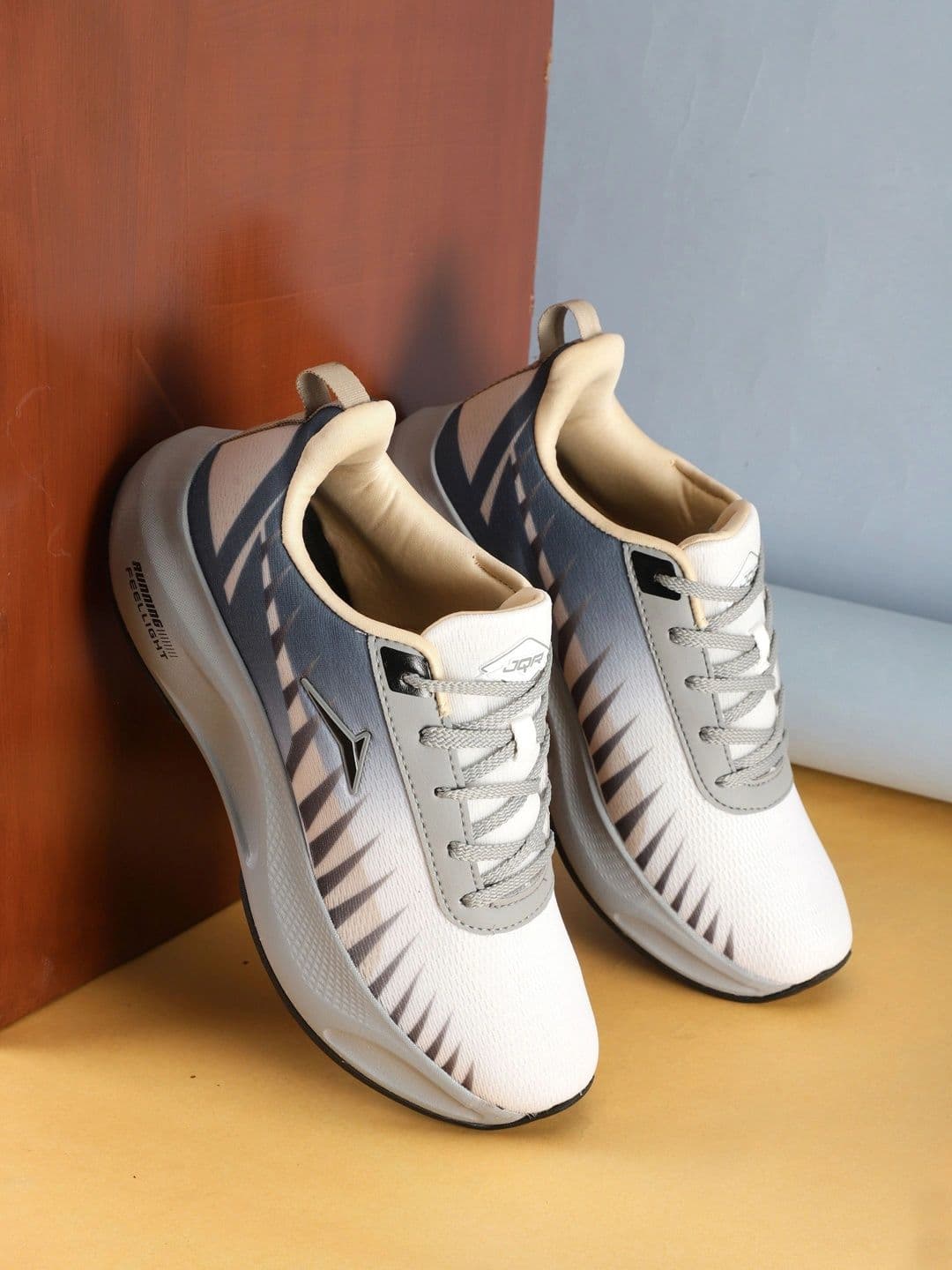 JQR Men Mesh Running Shoes - view 1