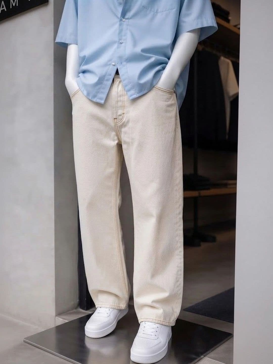 Smart Girls Store Men Wide Leg Mid-Rise Jeans - view 1