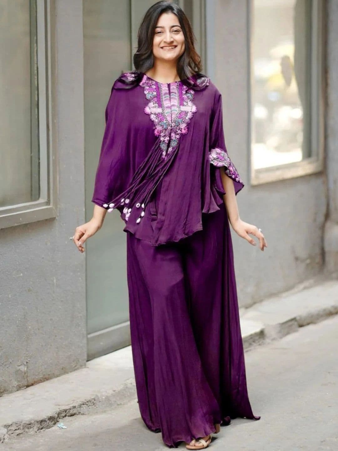 FASHION GALLERIA Women Ethnic Motifs Embroidered Empire Thread Work Kurti with Palazzos - view 1