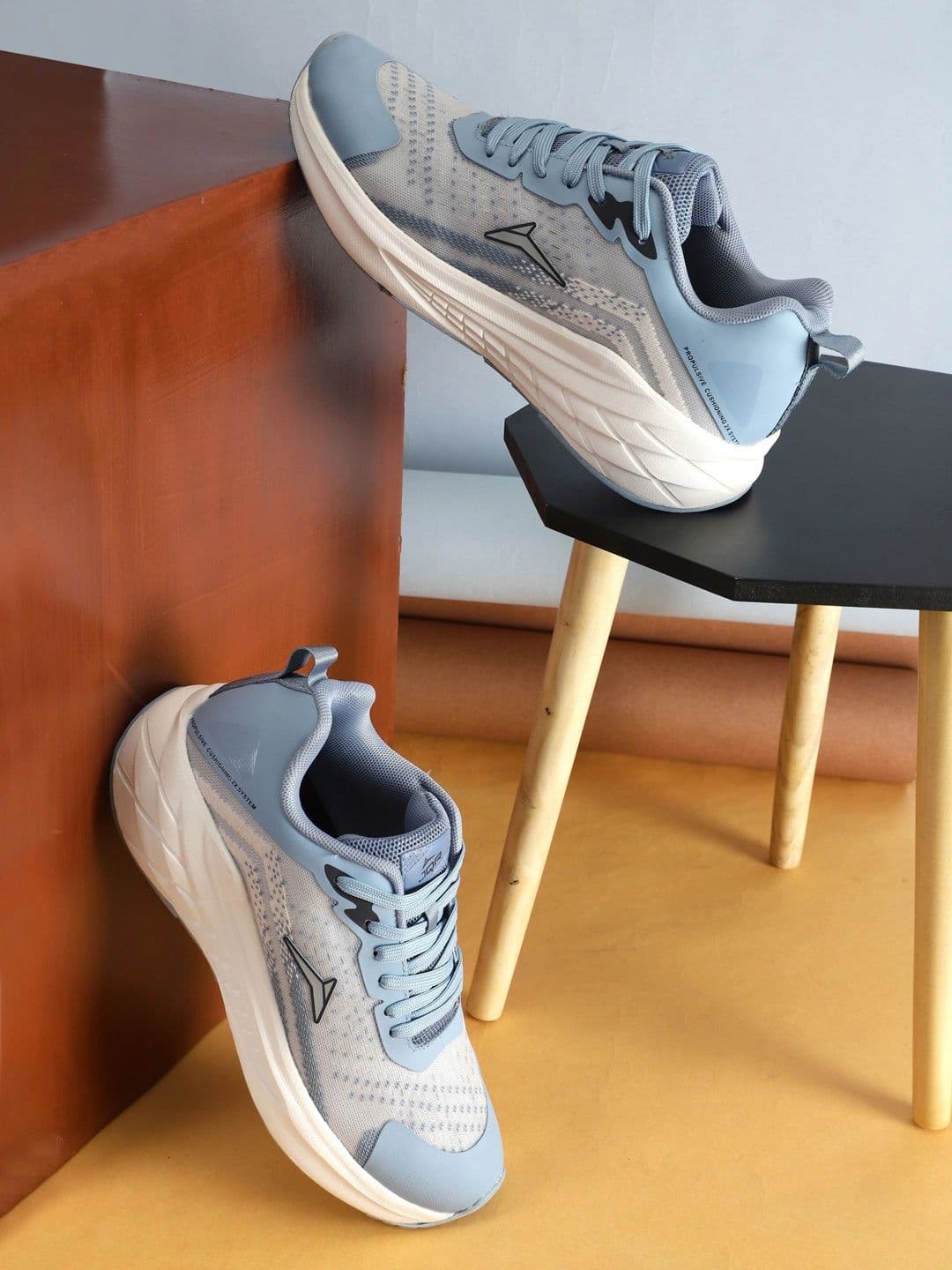 JQR Men Mesh Running Shoes - view 1