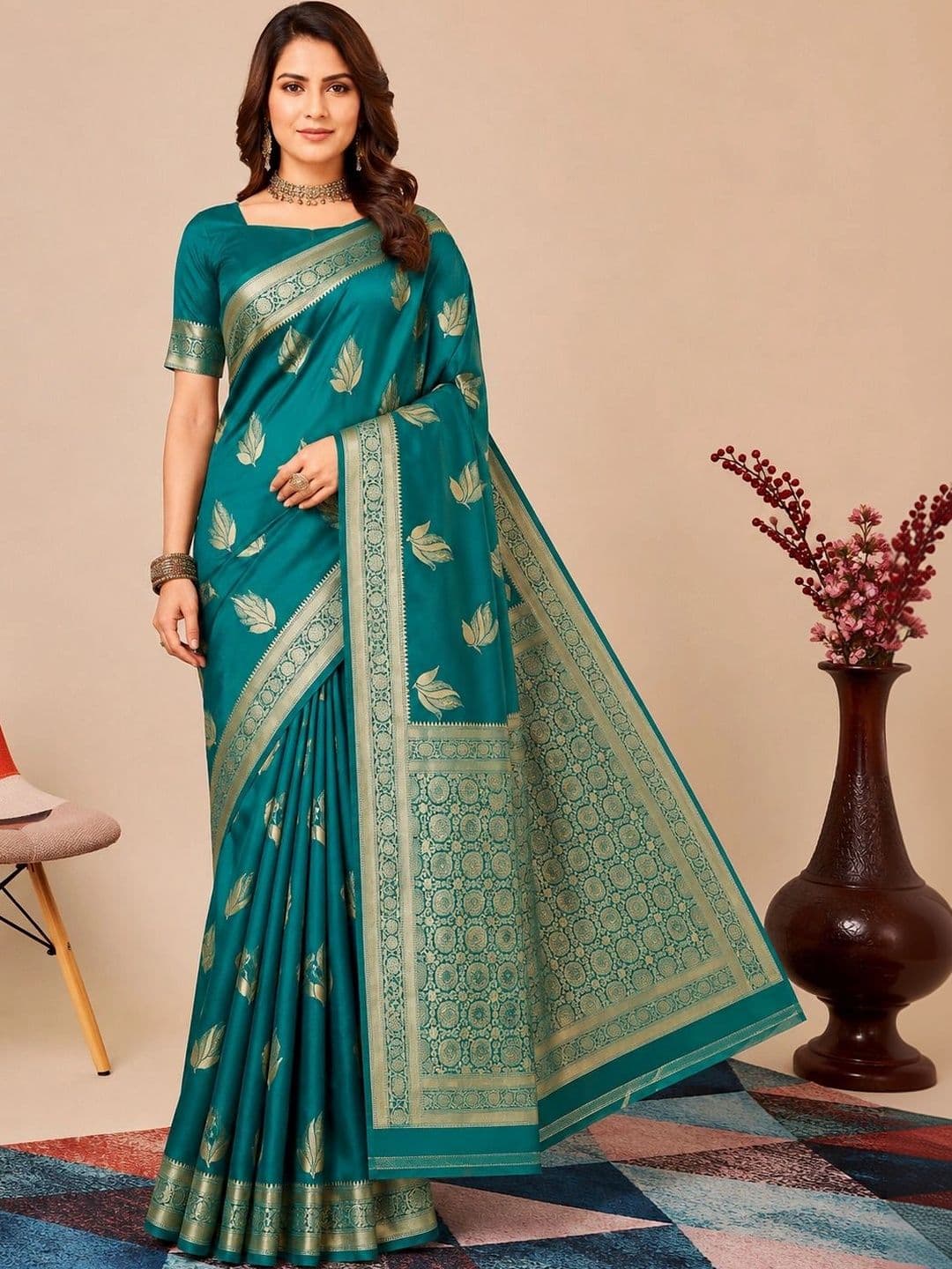 Fabbarries Woven Design Zari Silk Blend Kanjeevaram Saree - view 1