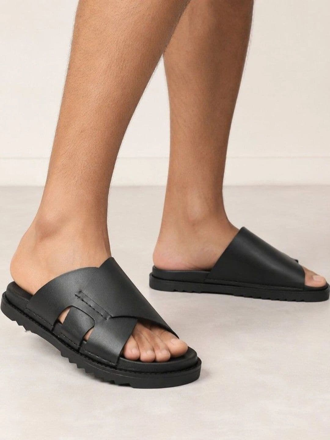 San Frissco Men Black Leather Casual Slip On Round Toe Comfortable Sandals - view 1